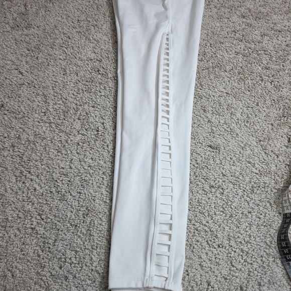 Nike Women's Sculpt Hyper Studio 7/8 Training Tights Sz Small White BQ8633 100 - Picture 6 of 10